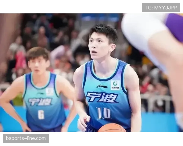 布泽尔篮下强攻提升球队内线效率明显对比巅峰期得分结构变化